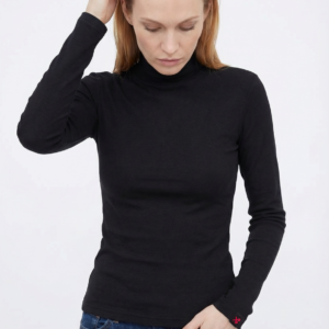 Fitted long sleeve T-shirt