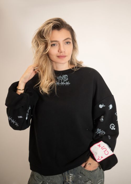 Long sleeve sweatshirt